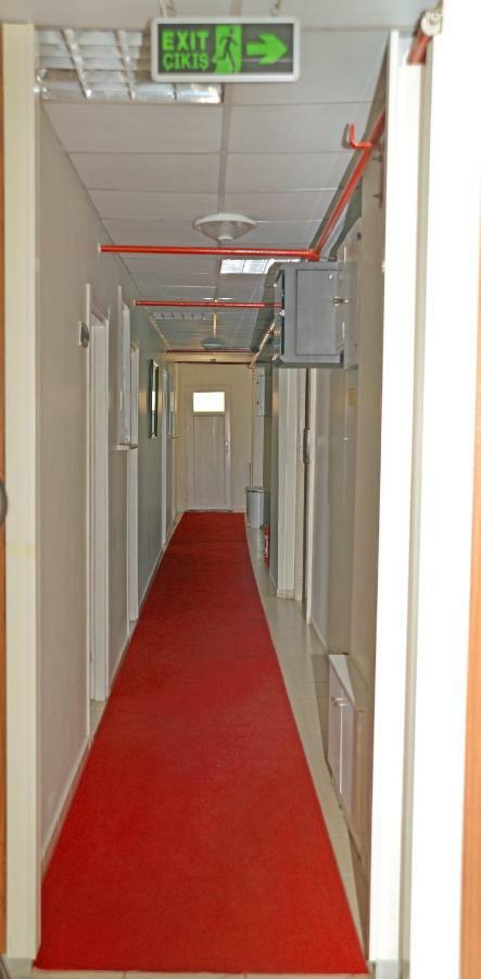 Vatan Yurt Hostel Istanbul Eksteriør bilde