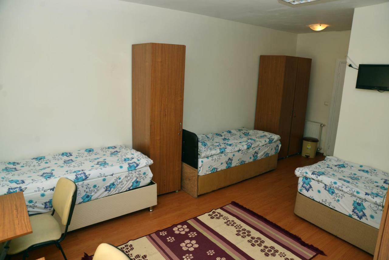Vatan Yurt Hostel Istanbul Eksteriør bilde